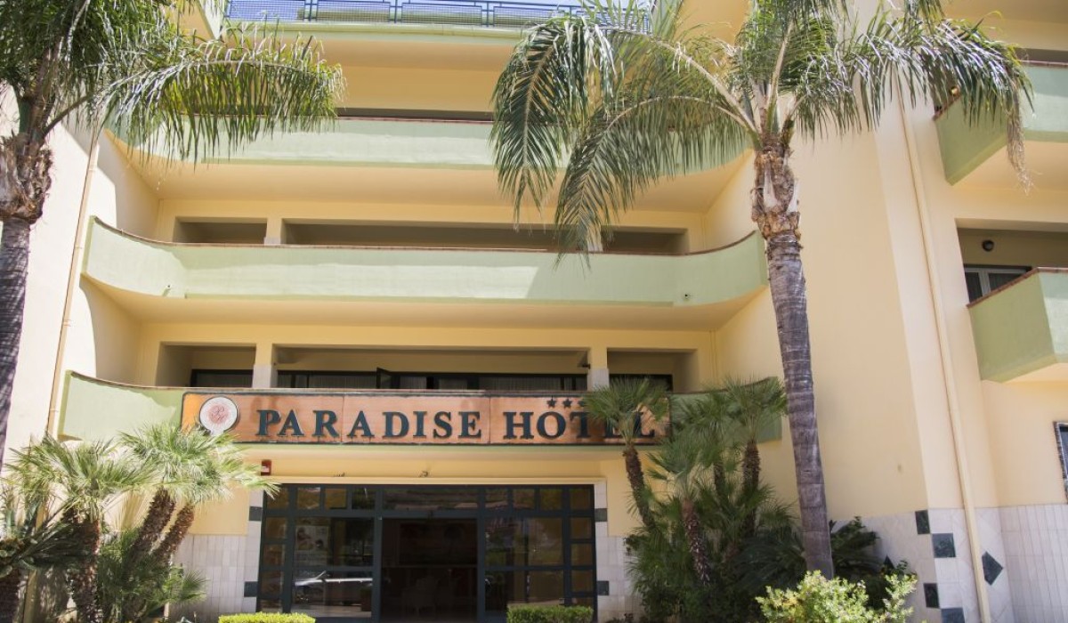 Hotel Village Paradise