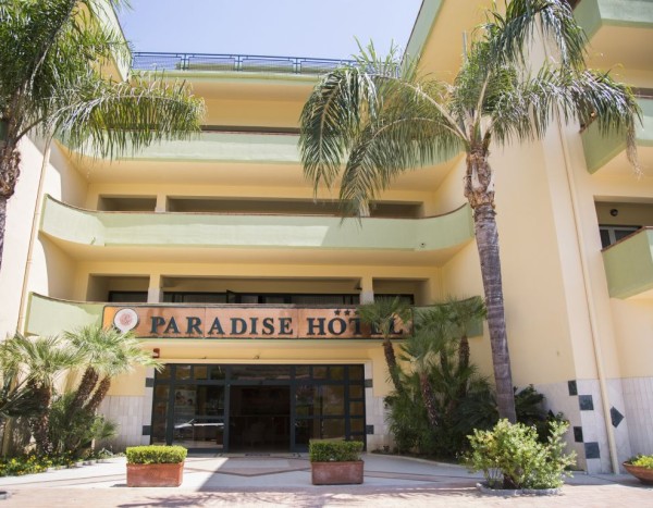 Hotel Village Paradise