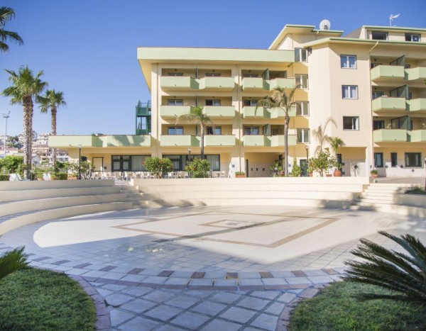 Hotel Village Paradise