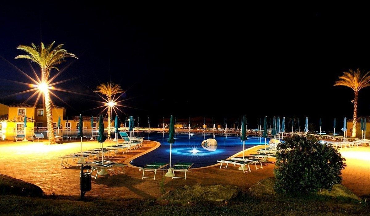 Villaggio Baia dei Pini Scopri le offerta e risparmia fino al 50 Villaggio Baia dei Pini Scopri le offerta e risparmia fino al 50
