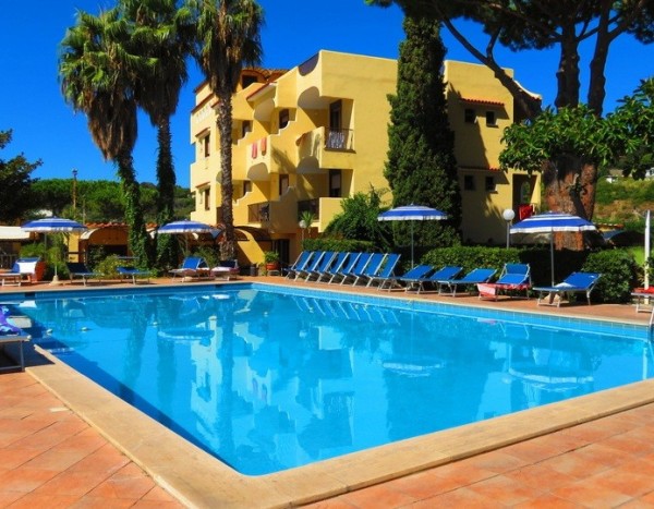 Family Hotel Le Canne