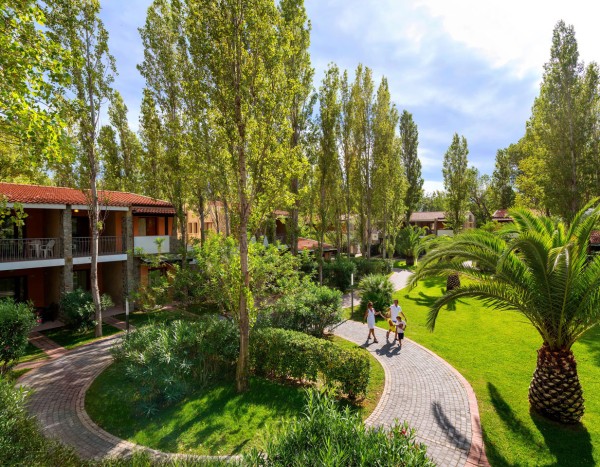 Calaserena Village