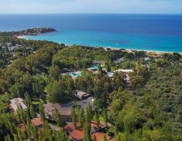 Calaserena Village