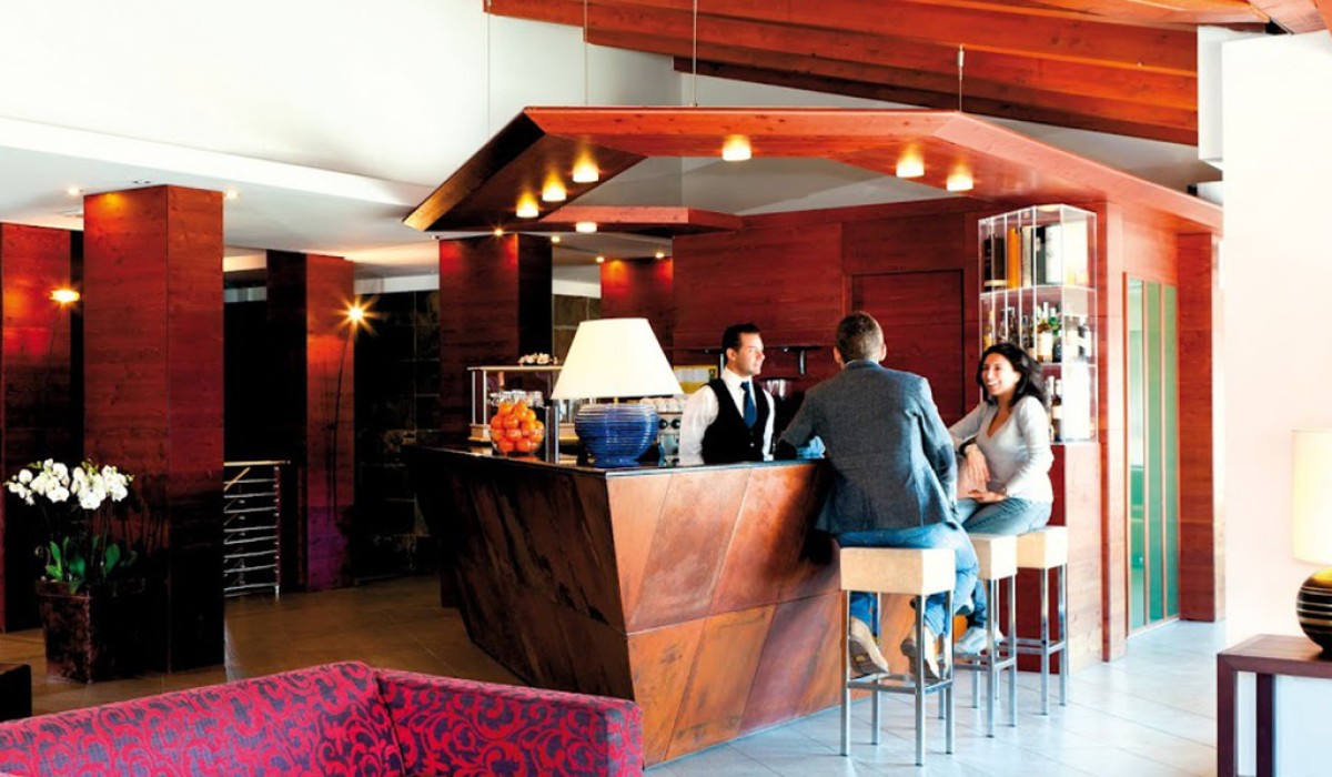 Hotel Sansicario Majestic - Hotel San Sicario Majestic Cesana Torinese bar