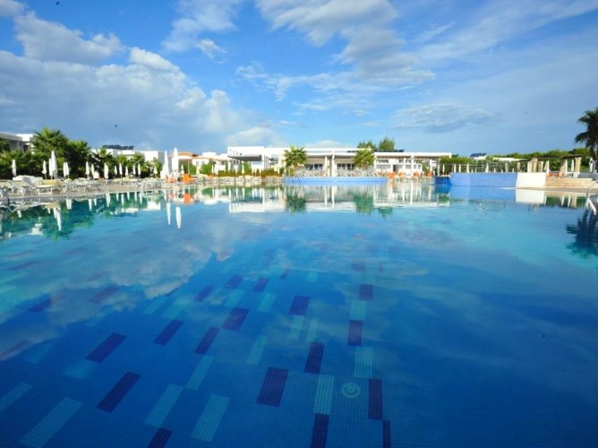 Riva Marina Resort - Immagine 1