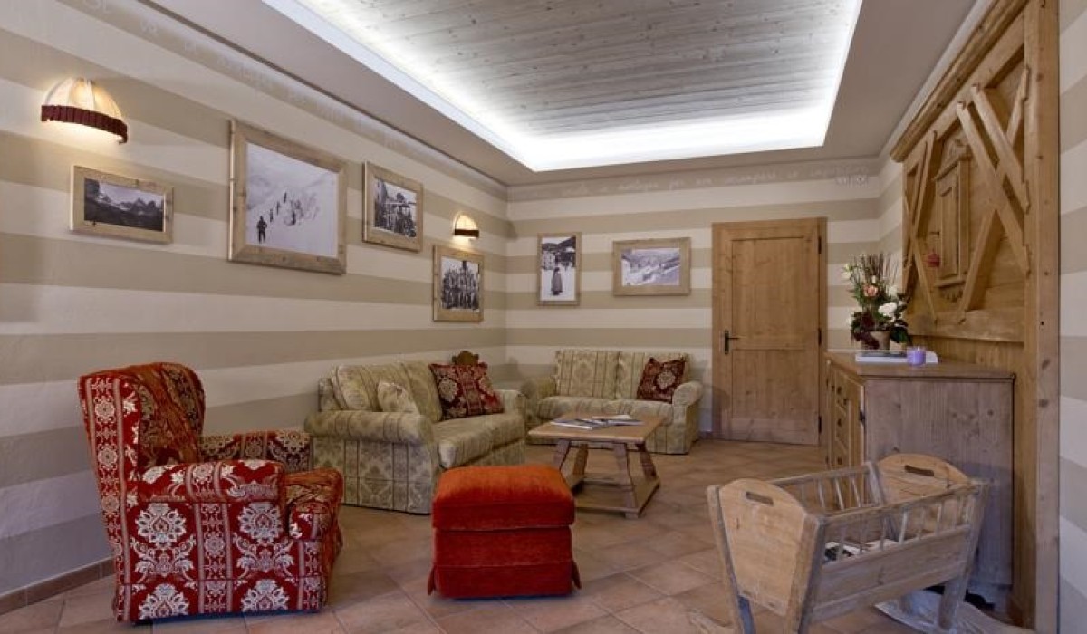 Hotel Piaz - Salottino dedicato agli ospiti