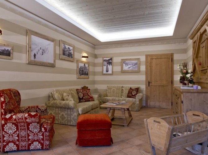 Hotel Piaz - Salottino dedicato agli ospiti