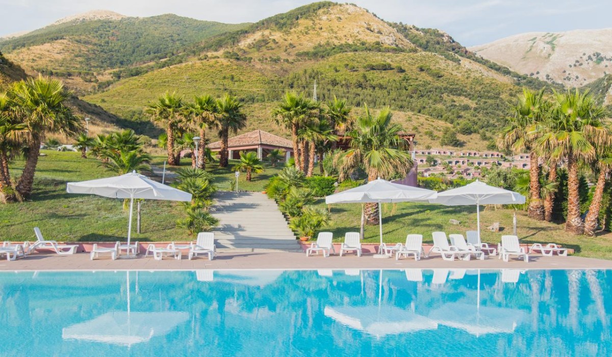 Apulia Hotel Villaggio Baia di Dino - Immagine 2