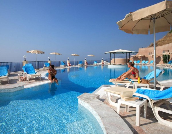 Capo dei Greci Resort