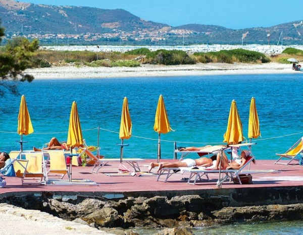Bungalow Club Village