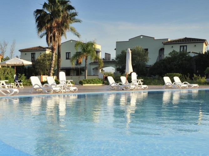 Marina Torre Navarrese Beach Resort - Marina Torre Navarrese Resort piscina