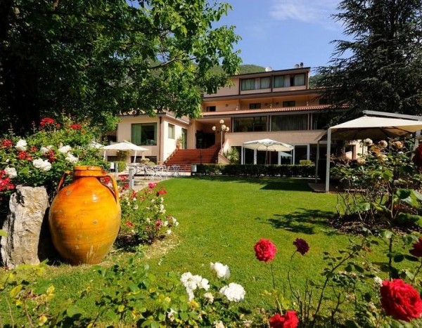 Guesia Village Hotel & Spa