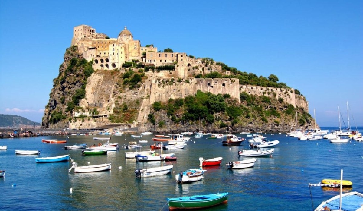 Formula Roulette Hotel - Castello Aragonese Ischia