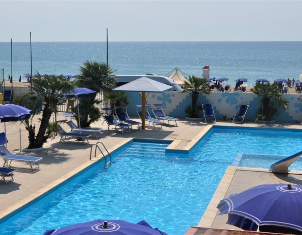 Villaggio Spiagge Rosse