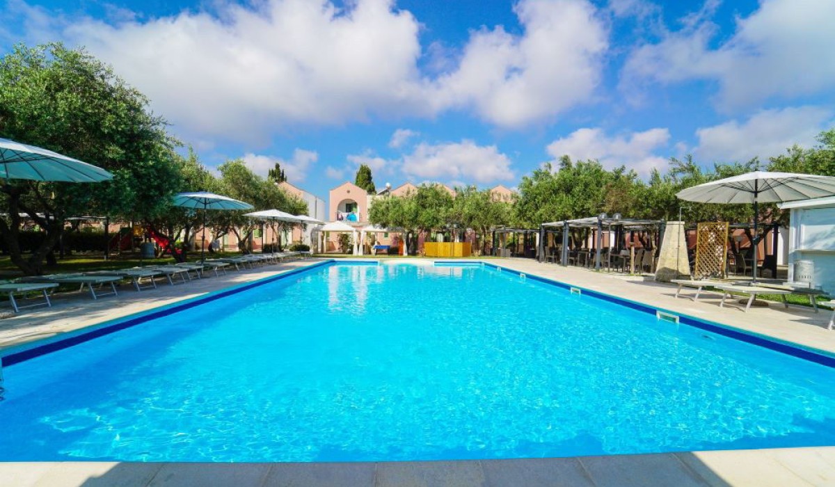 Family Village Hotel