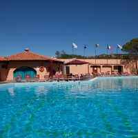 Villaggio Cala Bitta Sardegna piscina