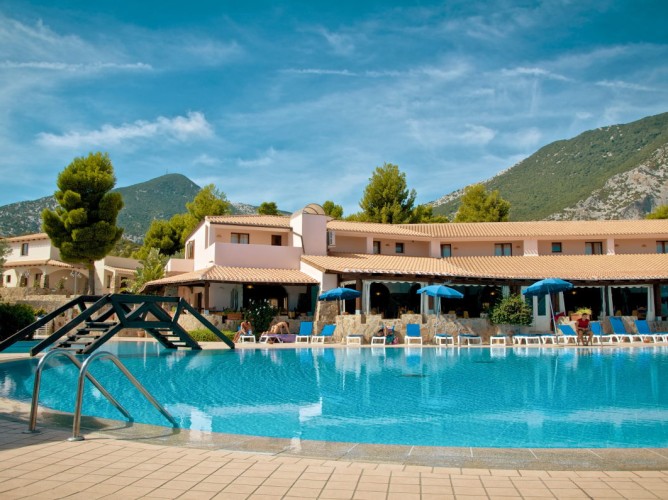 Club Esse Cala Gonone - Piscina scoperta esterna