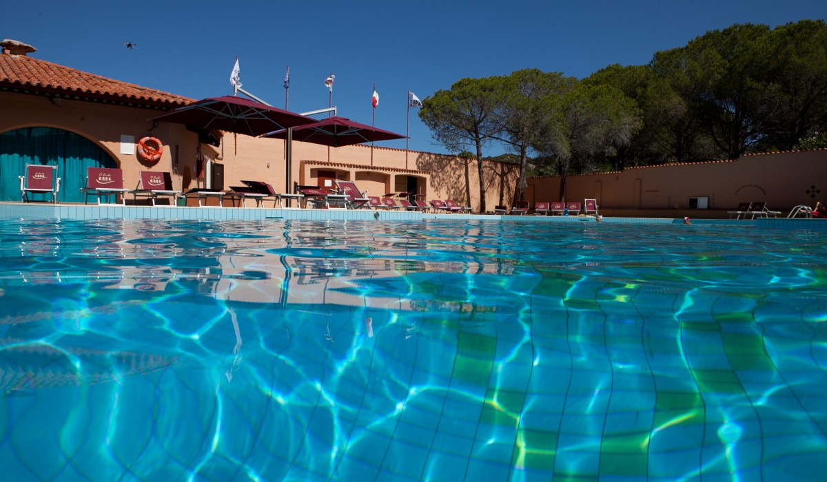 Club Esse Cala Bitta - Villaggio Cala Bitta Sardegna dettaglio piscina