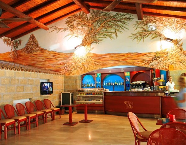 Club Esse Posada Beach Resort