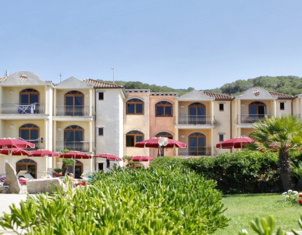 Club Esse Posada Beach Resort