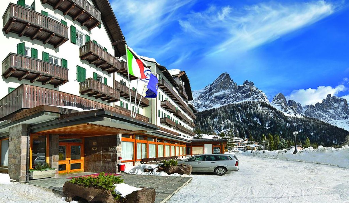 TH San Martino di Castrozza - Hotel Majestic Dolomiti esterno parcheggio