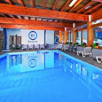 Hotel Majestic Dolomiti piscina