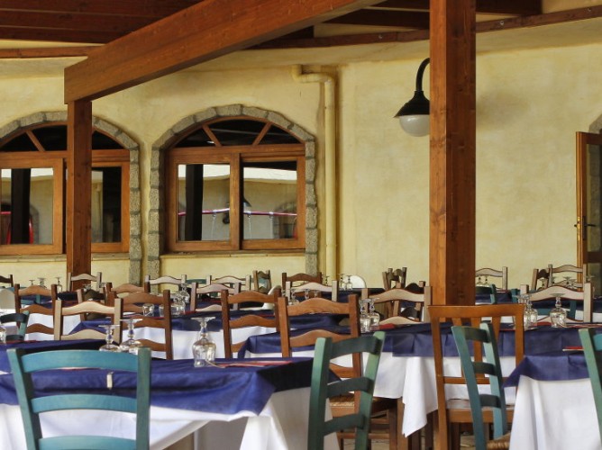 Club Esse Posada Beach Resort - Immagine 9