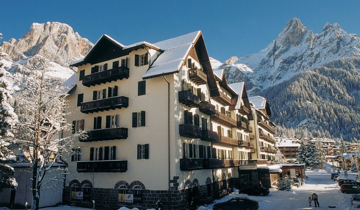 TH San Martino di Castrozza - Hotel Majestic Dolomiti esterno