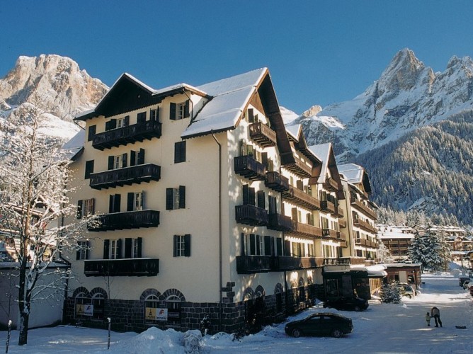 TH San Martino di Castrozza - Hotel Majestic Dolomiti esterno