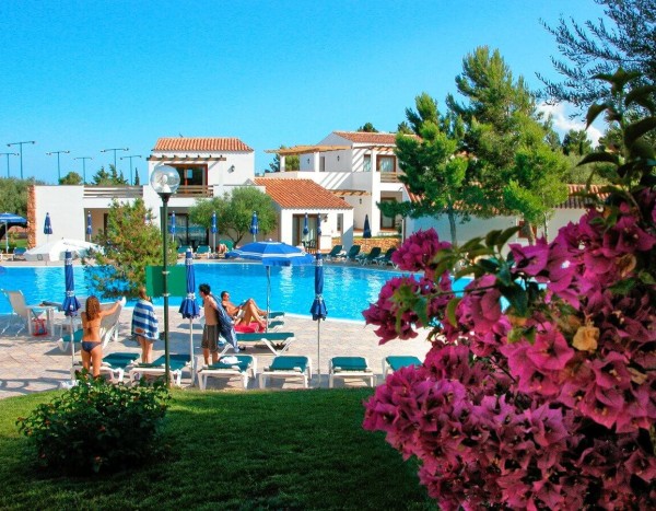 Club Esse Palmasera Village Resort