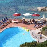 Shardana-Santa-Teresa-di-Gallura-piscina-4