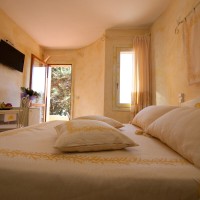 Shardana-Santa-Teresa-di-Gallura-camera-matrimoniale-2