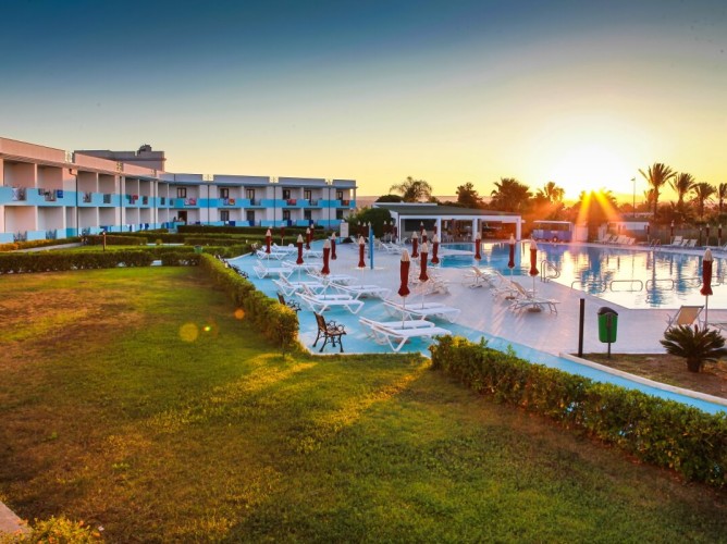 Hotel Club Selinunte Beach - Selinunte Beach Resort piscina 2