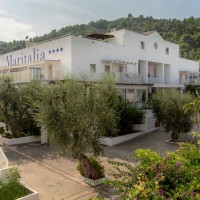 Maritalia Club Village dettaglio ingresso 