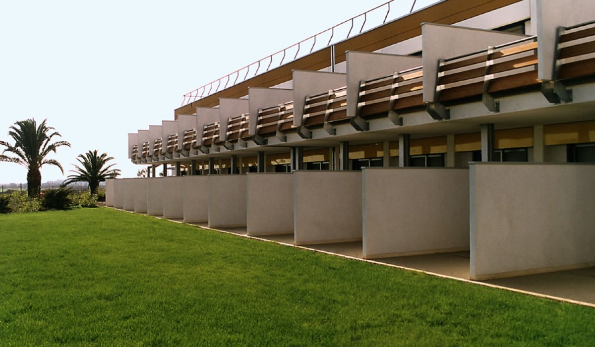 African Beach Hotel - Immagine 4