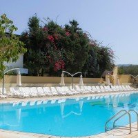 green garden club piscina