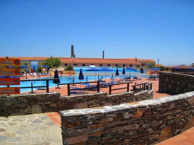 Le Tonnare di Stintino Beach Resort - Le Tonnare di Stintino dettaglio viali piscine