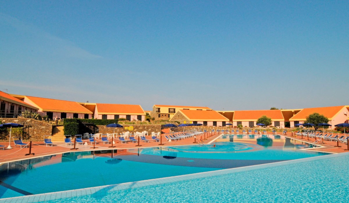 Club Esse Le Tonnare - Villaggio Le Tonnare Stintino piscina