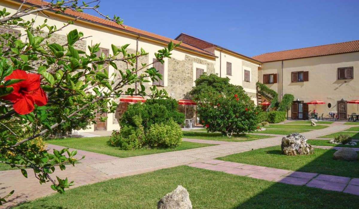 Fruit Village Baia delle Sirene