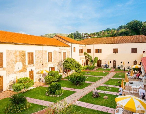 Fruit Village Baia delle Sirene