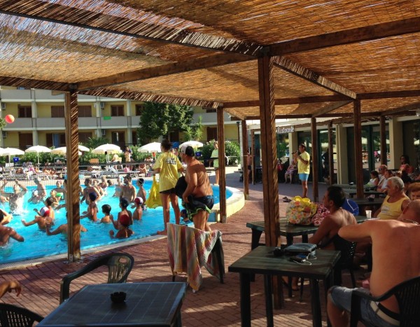 Meta Residence Hotel