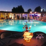 Meta Residence Hotel