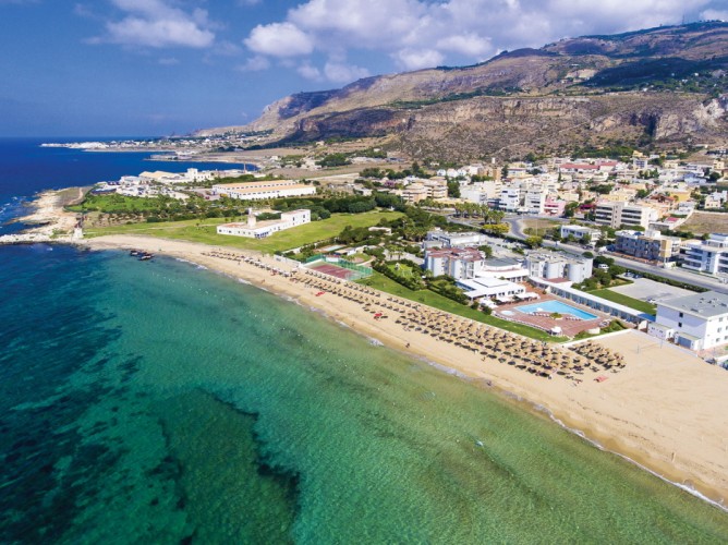 Hotel Baia dei Mulini - Hotel Baia dei Mulini spiaggia