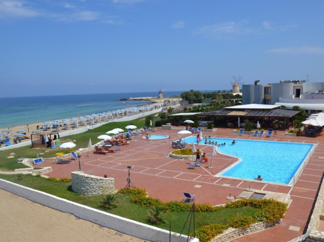 Hotel Baia dei Mulini - Hotel Baia dei Mulini piscina