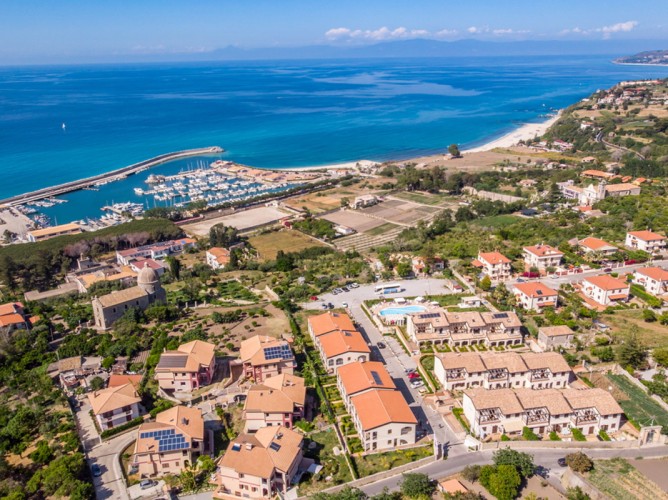 Sentido Michelizia Tropea Resort - Immagine 1