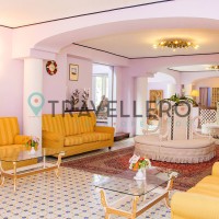 Hotel Gran Paradiso hall 4