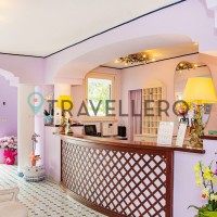 Hotel Gran Paradiso hall 1
