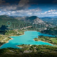 Lago castel San Vincenzo panorama