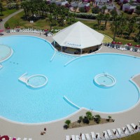 Club Esse piscina cassiodoro con pool bar