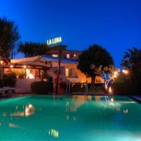 Hotel La Luna  piscina notturno